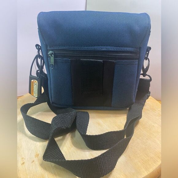 London Fog Blue Small Multicompartment Padded Camera Bag with Strap - Picture 3 of 8